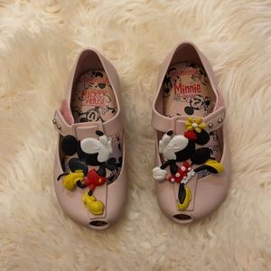 Mini Melissa
Girl's Mickey Mouse Mary Jane Shoes, toddler US size 8